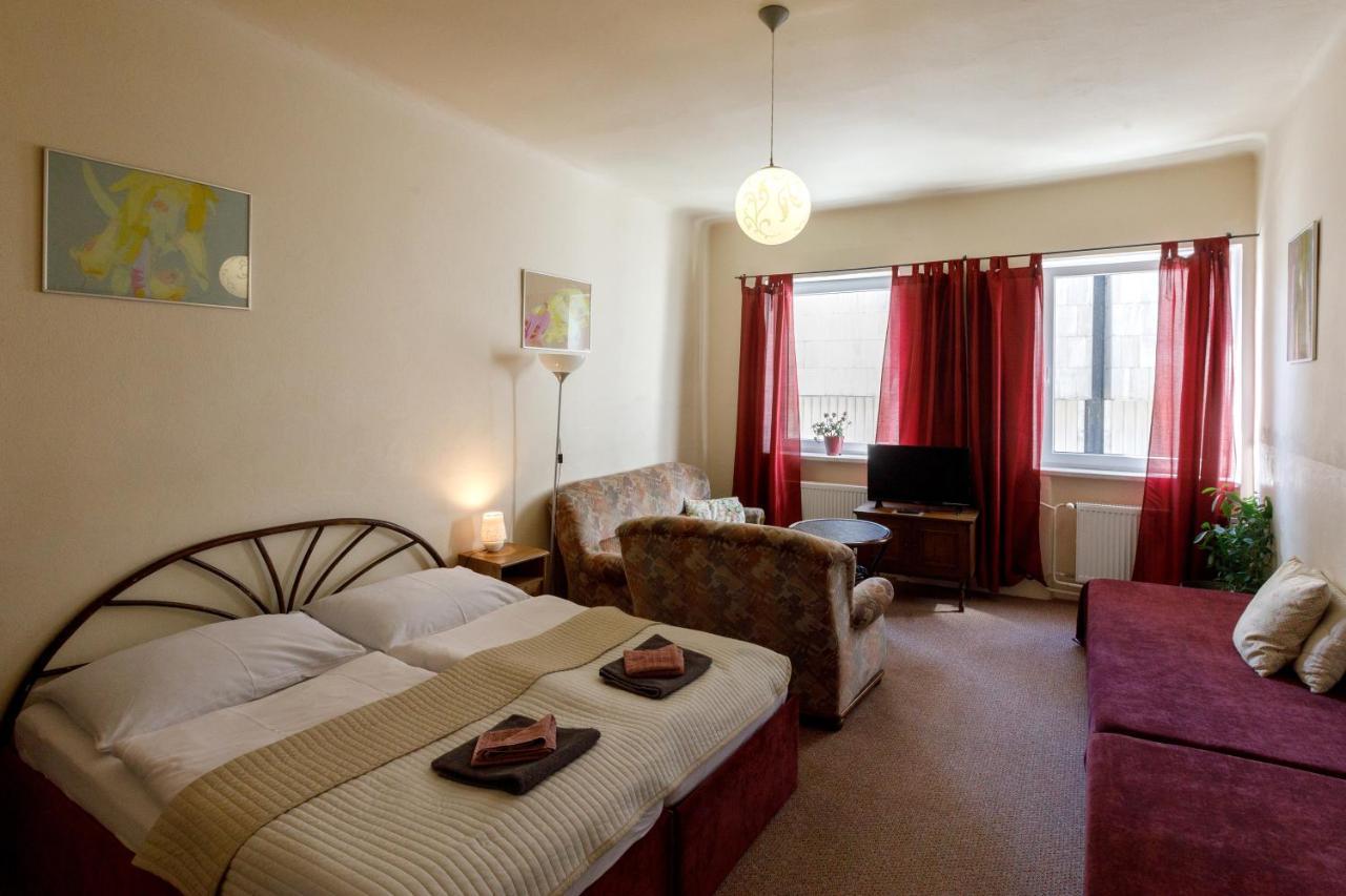 Hotel Atlas Ceske Budejovice Exterior foto