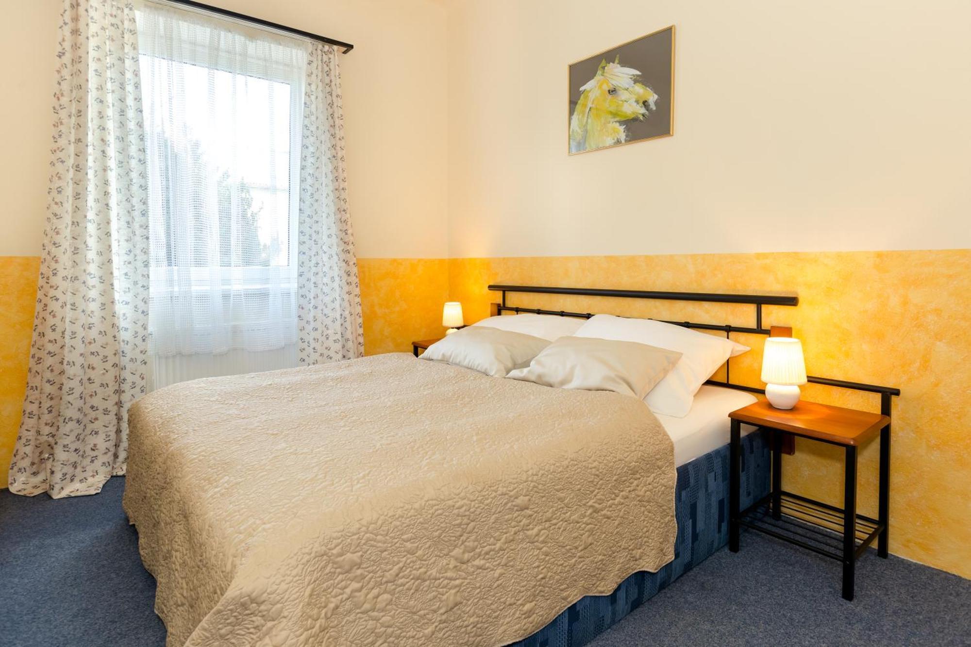 Hotel Atlas Ceske Budejovice Habitación foto